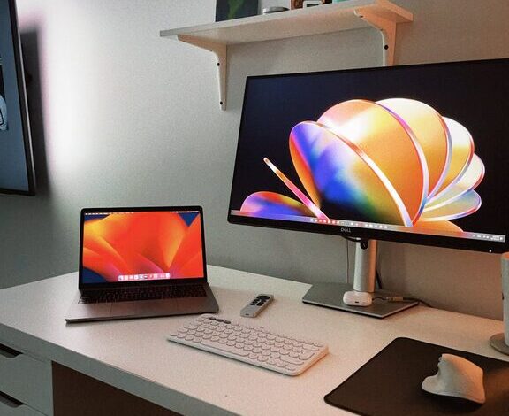 Najlepsze sposoby na organizację domowego biura dla zwiększenia produktywności