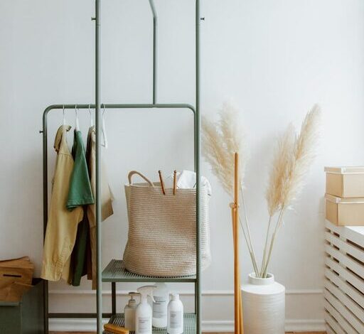 Przewodnik po efektywnym organizowaniu przestrzeni w domu dla poprawy codziennej wygody